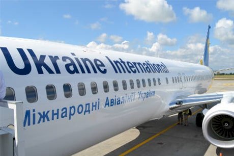 Antalya-Kiev uçağında ilginç olay… Uçağın kanadında yürüdü!