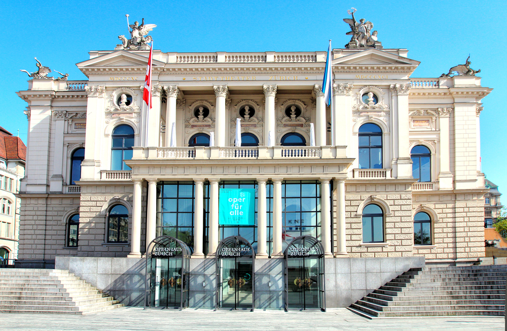 Opernhaus Zürich (Zürih Opera Binası)