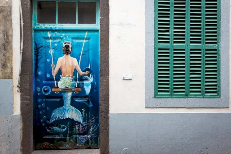 Portekiz’in Funchal Kentinde Sanatı Sokağa Taşıyan 20 Kapı