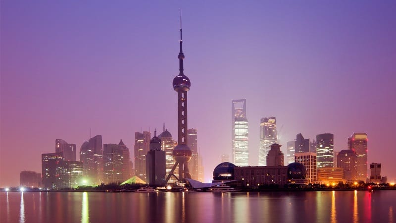 Doğu'nun İncisi Kulesi, Çin'in Şanghay şehrinde yer alan bir televizyon kulesidir. Pudong semtine bağlı Lujiazui'de Huangpu Nehri'nin kenarında yer almaktadır. Kule, 1991-1994 yılları arasında inşa edilmiştir. 