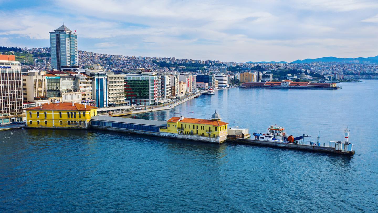 İzmir Tarihi Yerleri