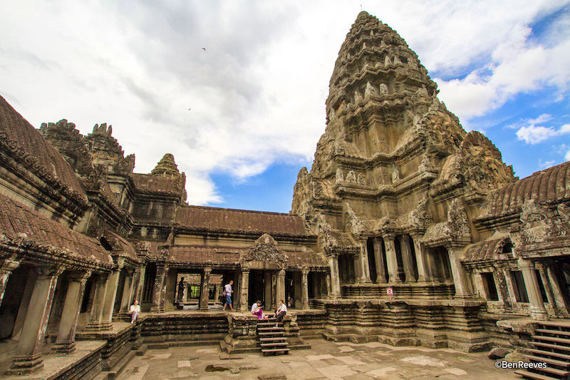 Dünyanın En Büyük Tapınak Şehri: Angkor Wat Tapınakları 